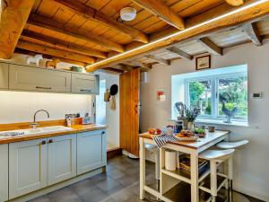 4 Bed in Masham 64329