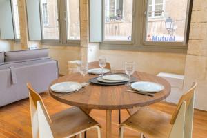 Duplex lumineux et authentique, Vieux-Lyon