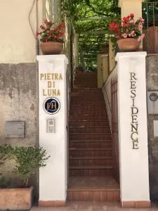 Pietra di Luna residence - Майорі