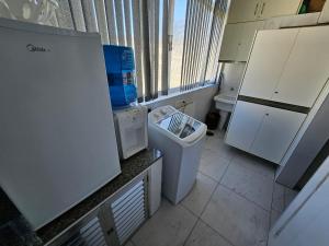 Encantador - Pé na Areia - WiFi - Serviço Praia - Guarujá - SP