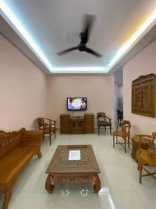 Homestay73 - Parit Raja - Kampong Parit Jelutong