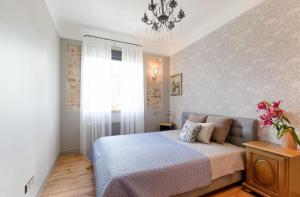 Quiet garden deluxe apartment