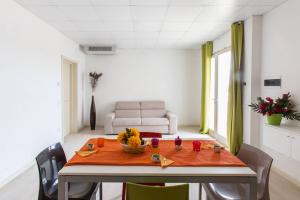 Home 2 nel Boomerang Village a Torre Colimena