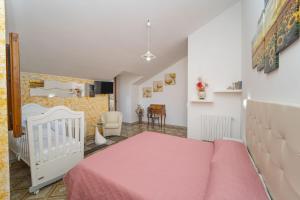 Appartamento con 2 Camere da Letto, Balcone e Vista mare