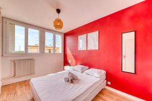 Appartements Le Grand Voyageur - 3 chambres - Parking prive - Metro : photos des chambres