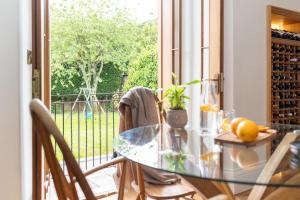 Killerby Old Hall with Hot Tub and Swimming Pool