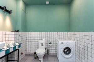 Super Stylish and Spacious 3 Seperated Apartments For 6 people