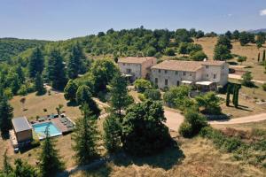Maisons d'hotes Le Domaine de Piedmoure, Gites et chambres, piscine, terrasses privatives : photos des chambres