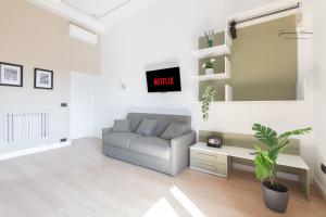 Gemma House - 100mt to Metro Station, 2 En-Suite bathrooms