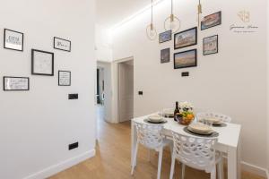 Gemma House - 100mt to Metro Station, 2 En-Suite bathrooms