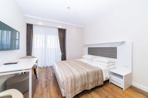 Alliance Palace Marriot floor 35