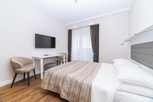 Alliance Palace Marriot floor 35