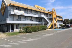 Hotels Premiere Classe St Quentin en Yvelines Elancourt : photos des chambres