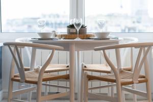 Host & Stay - Sea View Marine Parade