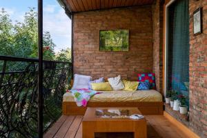 3BR Triplex w Terraces-Heart of Tbilisi -By-Wehost