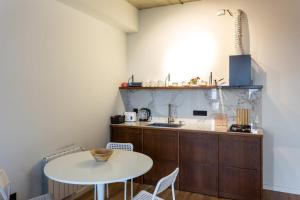 Super Cozy 1BR Apartment For 3 Near Fabrica