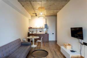 Super Cozy 1BR Apartment For 3 Near Fabrica