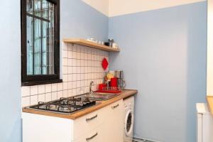Opera House 2BR Apt with Tbilisi Charm - By Wehost