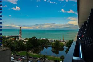 Cozy and Stylish Apartment With Sea View In Batum