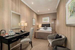 Double Room room in The Beaufort