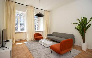 Chic 3BR Apt Near Fabrika - By Wehost