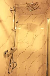 Modern Studio Apartment - Near Luton Station