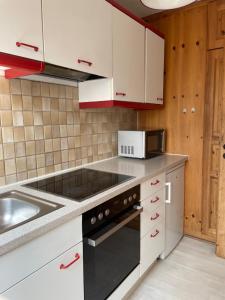 Alpen-Hostel Apartment Südgrat mit Motorradvermietung