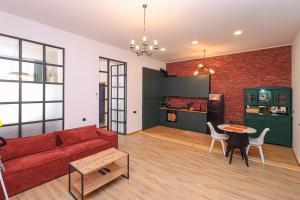 Stylish 1BR Apartment in Tbilisi - By Wehost