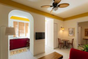 Masterfully Designed Apartment -By Wehost