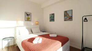 Super Stylish 1BR Apartment Near Fabrica