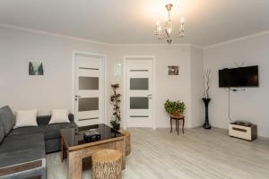Charming 3BR Apartment In Central Tbilisi