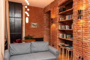 Stylish 1BR apt Close to Rustaveli Avenue