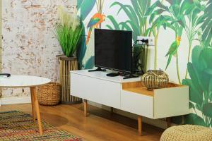 Unique and Beautiful 1BR Apt in Historic Tbilisi - by Wehost