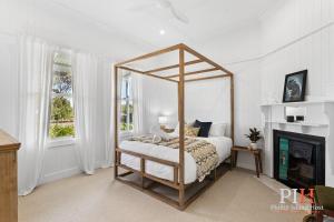 Charming 4 BR Cottage Retreat