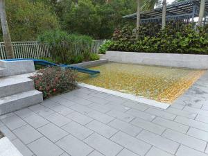Sky Loft 4 Guests Balcony Nflix Disney B30A