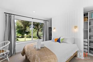 Smith Beach Family House Sleep 6