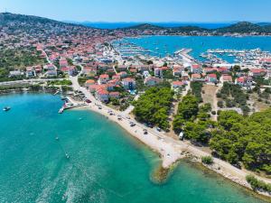 Luma 2 Luxury House on the Beach