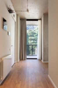 stylish 3BR apt with 2 balconies in historic Tbilisi