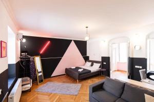 Chic Studio Apt Near Stamba &Rustaveli - By Wehost