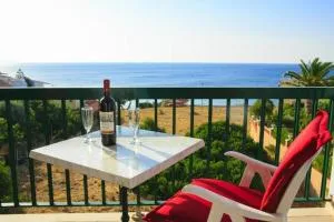 STROUBIS STUDIOS 2 - 卡法斯