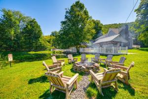 Massive Roscoe Retreat Great for Large Groups!