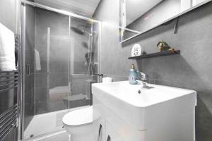 Sheperds Bush modern studio 40m2