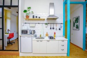 Wehost Loft next to the Freedom Square