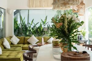 Tropical Oasis in Canggu - Villa Ruby