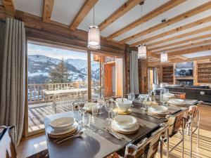 Chalets Chalet familial avec jacuzzi et salle de jeux - FR-1-570-20 : photos des chambres
