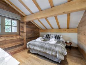 Chalets Chalet familial avec jacuzzi et salle de jeux - FR-1-570-20 : photos des chambres