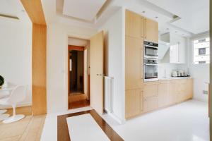 Charming Appt with a-c- 1bd-2p - Tour Eiffel