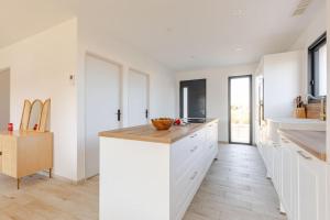 Villas Villa Tobias - Piscine & Petanque - Proche plages : photos des chambres