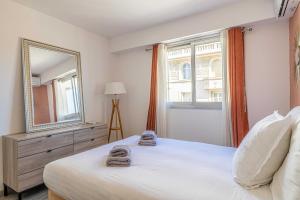 Exceptional spacious one bedroom flat in Cannes