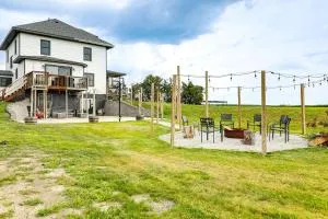 Family-Friendly Seward Home with Sauna and Pool! - 哥伦布市